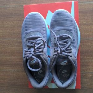 Women's Nike Tanjun Shoes